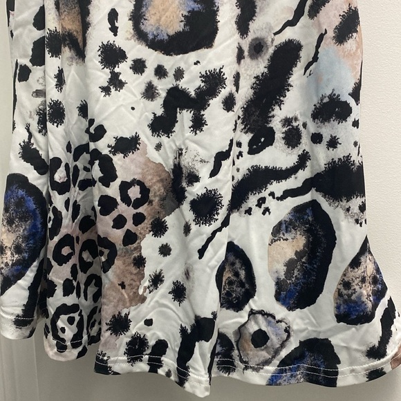 NWT LoveU Dear Animal Print Toe Shoulder Summer Blouse Size Medium - Picture 4 of 9